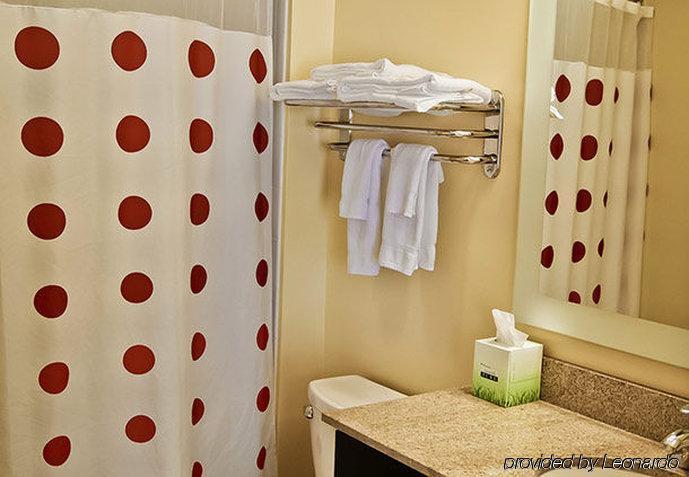 Towneplace Suites By Marriott Рок-Хилл Экстерьер фото